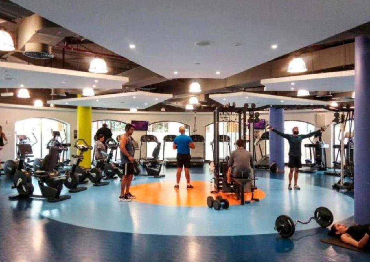 Moonlight Hostel Jbr - 2Min Walk To Jbr Beach - Gym - 2Min Metro Station - Poll Dubaj Zewnętrze zdjęcie