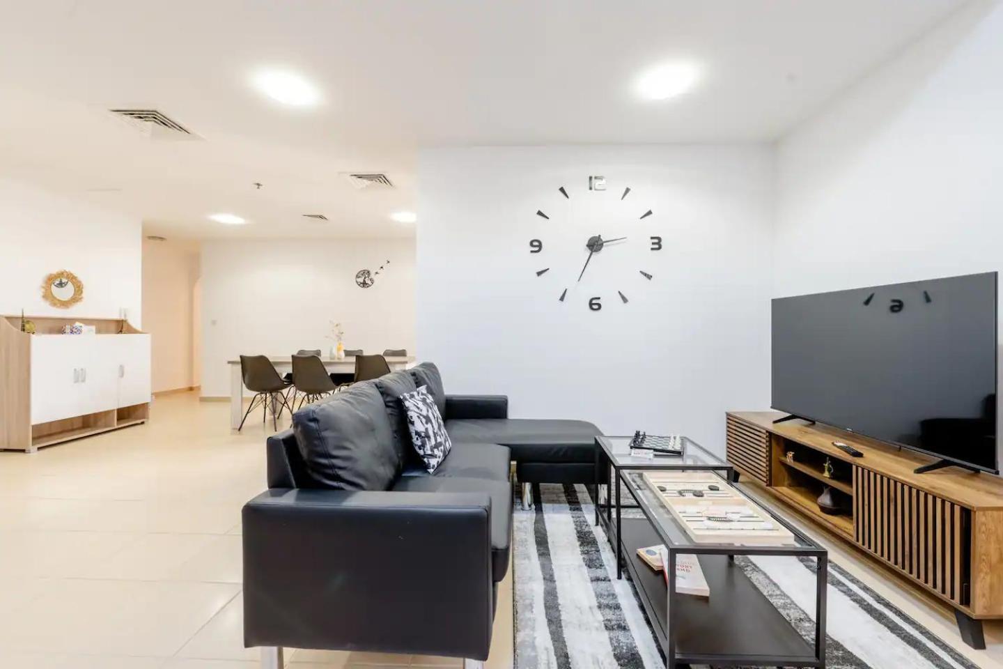 Moonlight Hostel Jbr - 2Min Walk To Jbr Beach - Gym - 2Min Metro Station - Poll Dubaj Zewnętrze zdjęcie